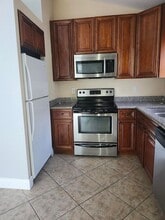 4828 Cambridge St in Greenacres, FL - Foto de edificio - Building Photo