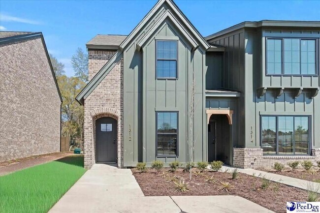 1314 Twelve Oaks Ln in Florence, SC - Building Photo - Building Photo