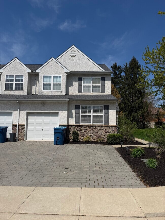 270 Bella Ln in King of Prussia, PA - Building Photo - Building Photo