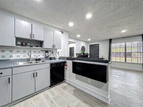 21027 Voyager Blvd in Land O Lakes, FL - Building Photo - Building Photo