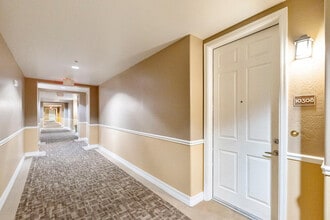 14575 W Mountain View Blvd in Surprise, AZ - Foto de edificio - Building Photo