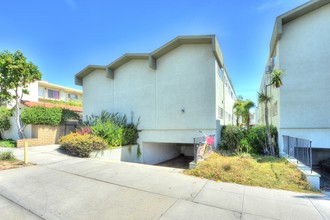 Euclid Street Apartments in Santa Monica, CA - Foto de edificio - Building Photo