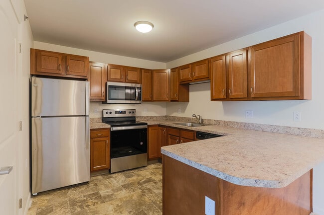 Cedar Ridge Senior Apartments in Pittsburgh, PA - Building Photo - Interior Photo