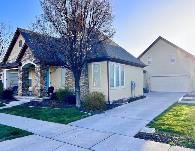 property at 11759 S Lake Run Rd