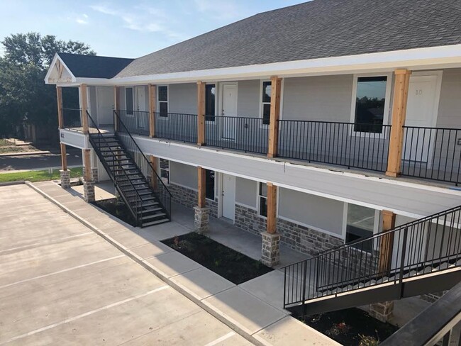 802 W Cherokee Ave in Pharr, TX - Building Photo - Building Photo