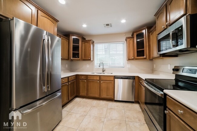 2566 E Boston St in Gilbert, AZ - Foto de edificio - Building Photo