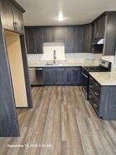4347 W Monte Vista Ave in Visalia, CA - Building Photo - Building Photo