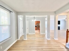 9 Rockingham Dr in Hampton, VA - Building Photo - Building Photo