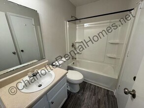 6717 Bellows Pl in Charlotte, NC - Building Photo - Building Photo