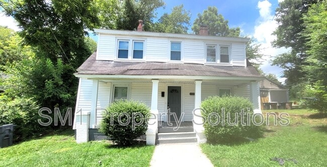 1306 Pearson St in Greensboro, NC - Building Photo - Building Photo