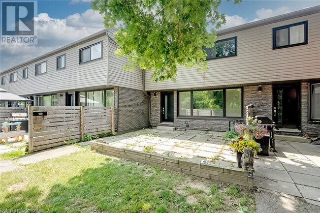 270 Montmorency Dr in Hamilton, ON - Building Photo - Building Photo
