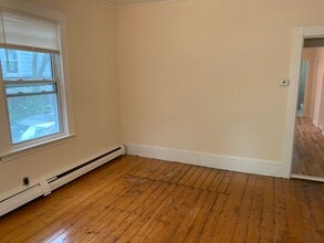 21 Dane Ave, Unit 1 in Somerville, MA - Foto de edificio - Building Photo