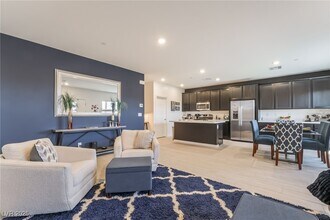 292 Whitney Crst St in Henderson, NV - Building Photo - Building Photo
