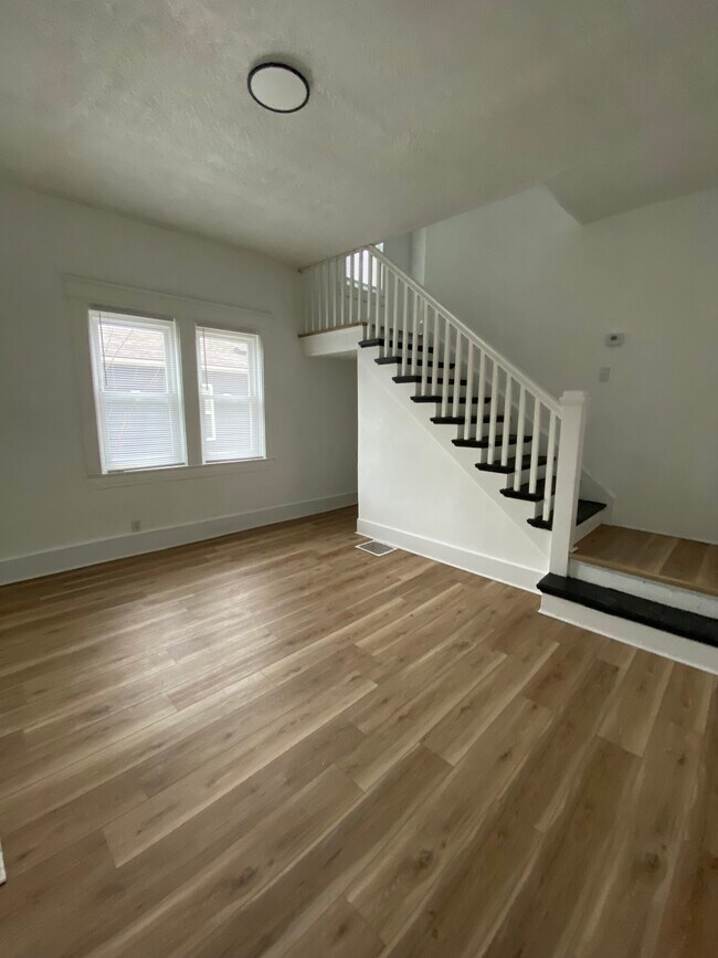 3810 Vermont Ave in Louisville, KY - Foto de edificio - Building Photo