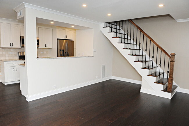 1573 Cove Dr in Prospect Heights, IL - Foto de edificio - Building Photo