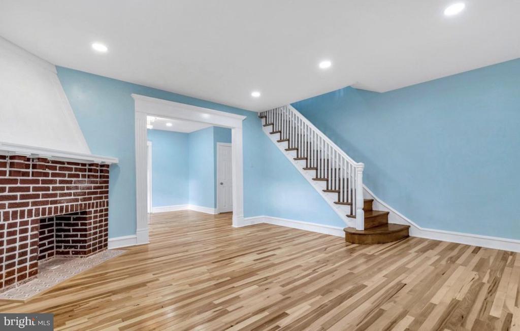 200 Kingston Rd in Upper Darby Township, PA - Building Photo