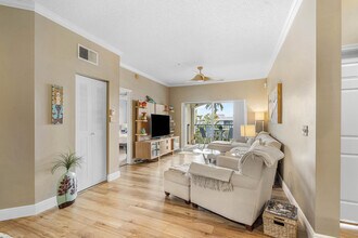 4411 Tuscany Way in Boynton Beach, FL - Foto de edificio - Building Photo