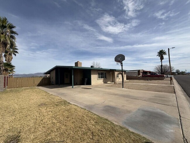1466 W 25th St in Safford, AZ - Building Photo - Building Photo