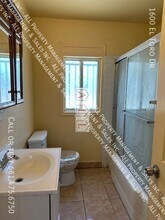 1600 El Toro Dr in Bakersfield, CA - Building Photo - Building Photo