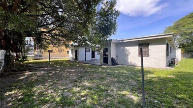 3711 NW 24th Ave in Miami, FL - Building Photo - Building Photo