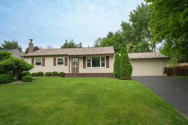 property at 2316 Beethoven Ave