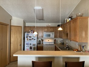 870 W Cherry St, Unit #10 in North Liberty, IA - Building Photo - Building Photo