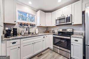 2501 Fairway Oaks in Waleska, GA - Foto de edificio - Building Photo