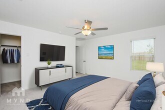 2740 Mistwood Dr in Fort Worth, TX - Foto de edificio - Building Photo