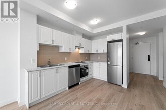 461 Green Rd in Hamilton, ON - Building Photo - Building Photo