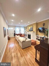 2046 Bainbridge St in Philadelphia, PA - Building Photo - Building Photo