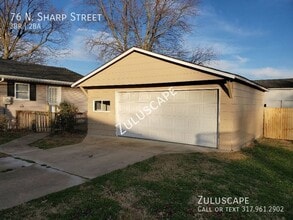 76 N Sharp St in Poseyville, IN - Foto de edificio - Building Photo