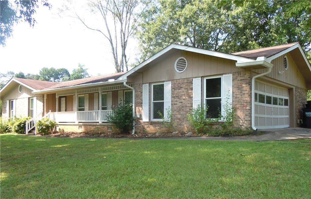 5762 Fairfield Pl in Stone Mountain, GA - Foto de edificio