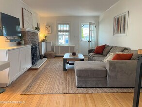 16 Wardell Pl in Ocean Township, NJ - Building Photo - Building Photo