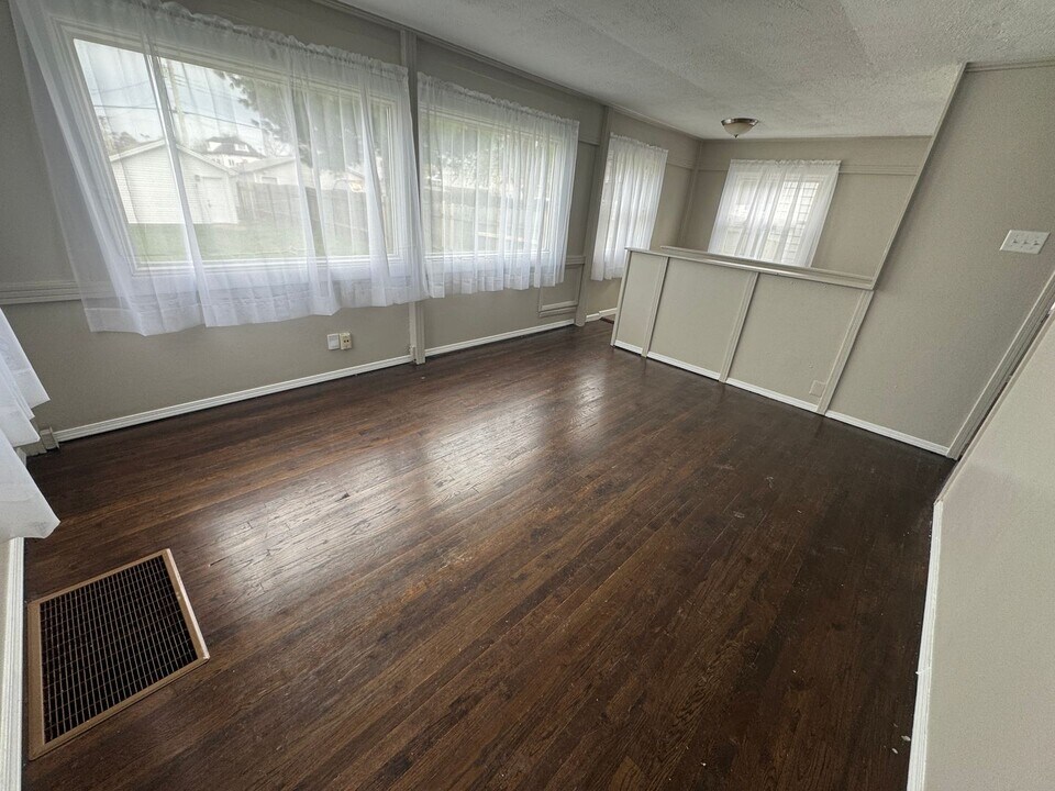776 Pardella Ave in St. Louis, MO - Building Photo