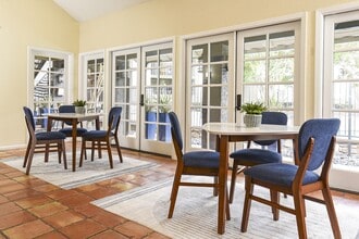 Deer Oaks Apartments in San Antonio, TX - Building Photo - Building Photo