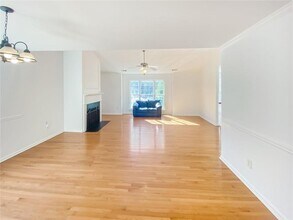 1068 South Gordon Rd SW in Austell, GA - Building Photo - Building Photo