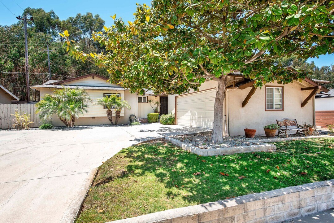 287 Pebble Beach Dr in Goleta, CA - Building Photo