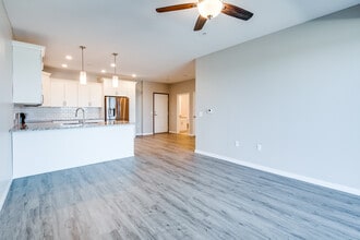 The Village of Otsego in Otsego, MN - Foto de edificio - Interior Photo