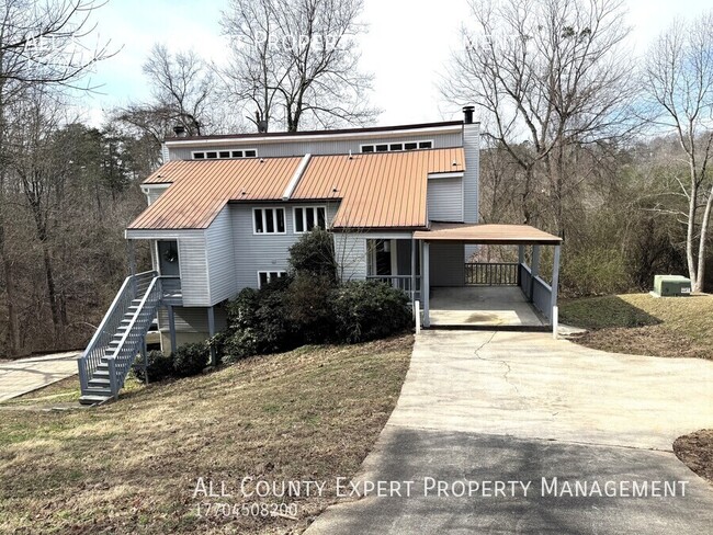 property at 3847 Trotter Rd