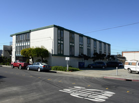 1050 Beech St in Redwood City, CA - Building Photo