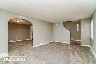 5728 Brinley Dr in Verona, PA - Building Photo - Building Photo