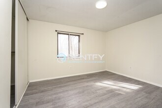 2270 Sunderland Rd in Winston-Salem, NC - Building Photo - Building Photo