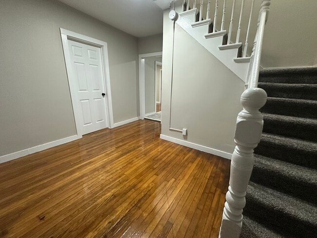 51 Freeman Ave