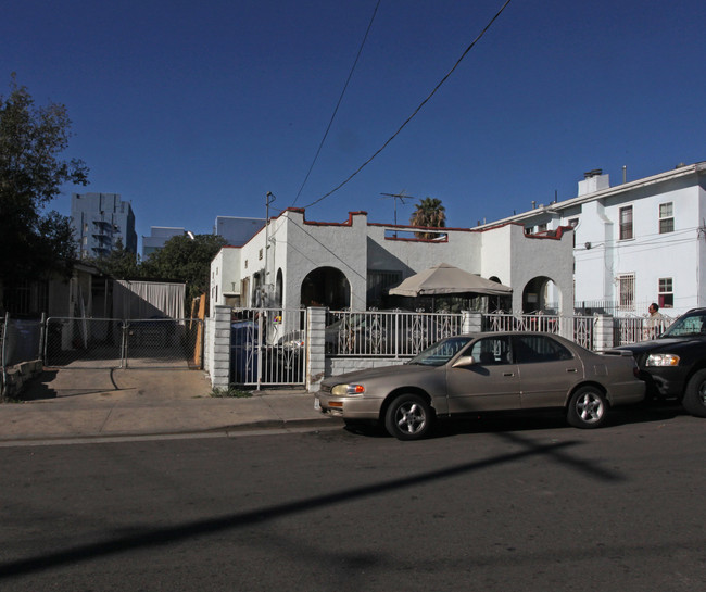 1335-1337 N New Hampshire Ave in Los Angeles, CA - Foto de edificio - Building Photo