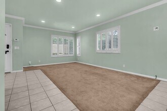 21166 Gladiolos Way in Lake Forest, CA - Building Photo - Building Photo