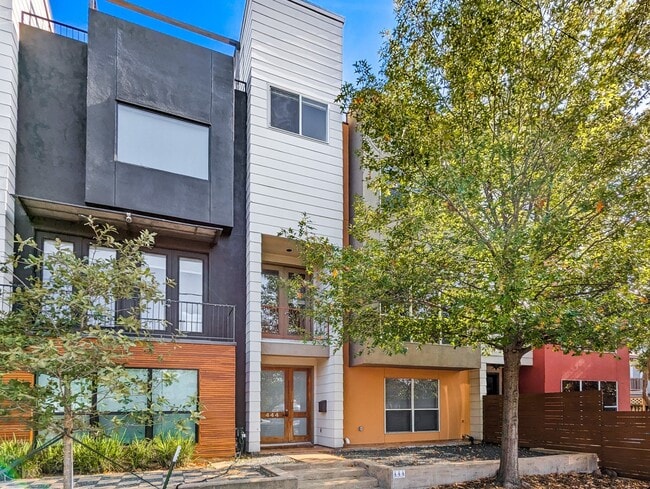 property at 444 Oxford St