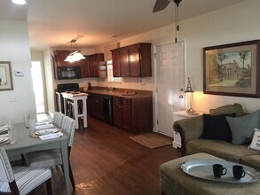 101 Southbrook Dr in Guyton, GA - Building Photo - Building Photo
