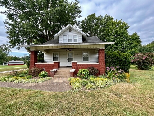 property at 4500 Middle Mt Vernon Rd