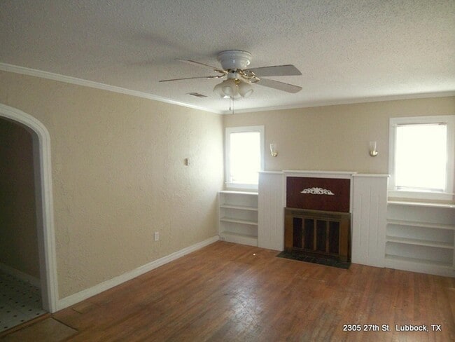 2305 27th St in Lubbock, TX - Building Photo - Building Photo