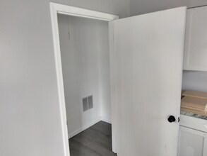 920 Countryside Ln-Unit -7 in Oswego, KS - Building Photo - Building Photo